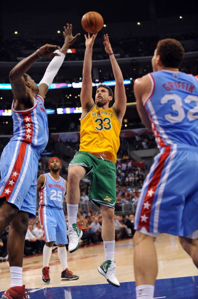 板和8次助 板和8次助