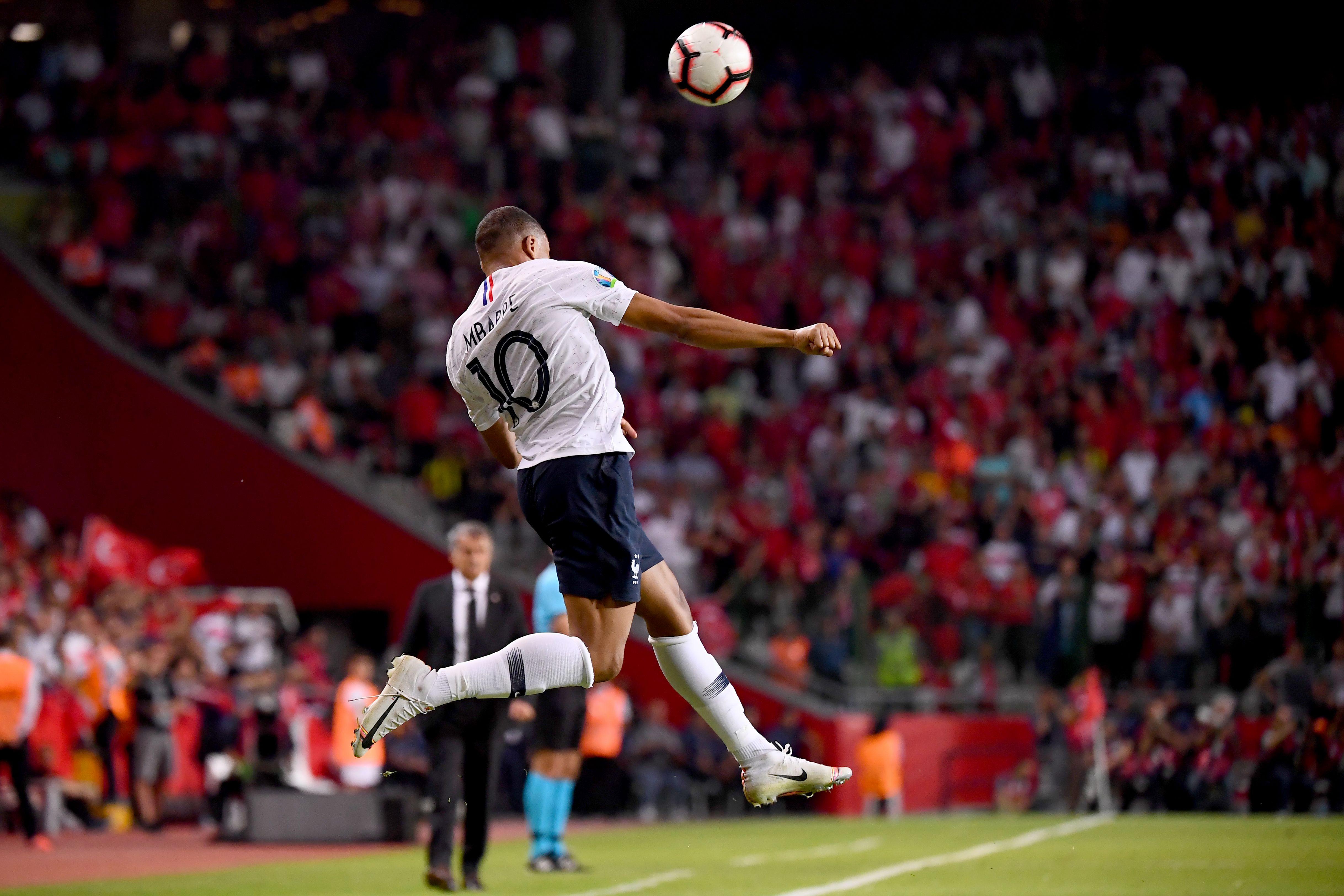 国足即将扬 国足即将扬