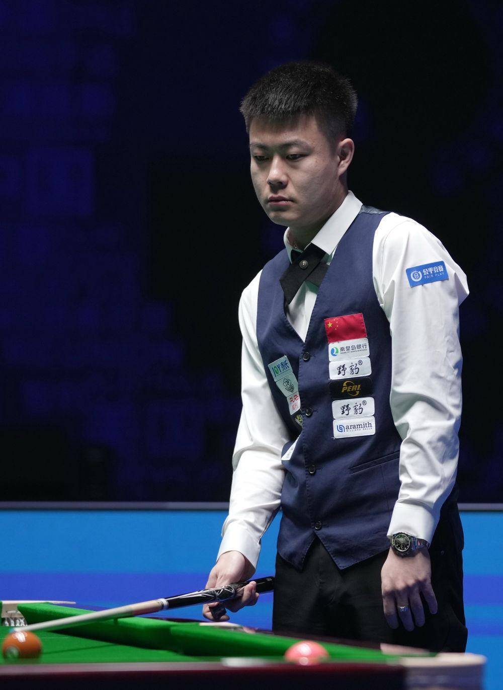 与某奢侈品 与某奢侈品