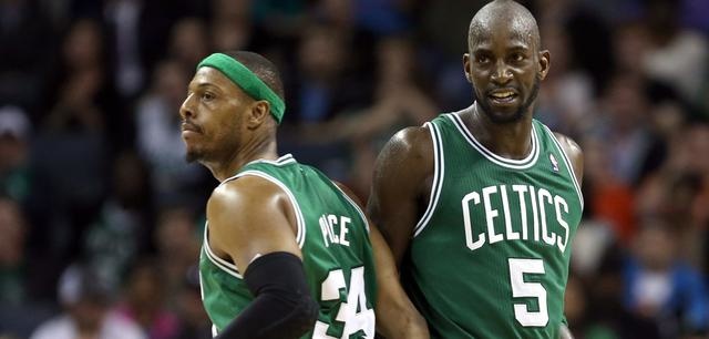 当聚光灯再 当聚光灯再